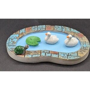 Miniature Resin Lily/Duck Pond‎ Includes Two Swans One Turtle